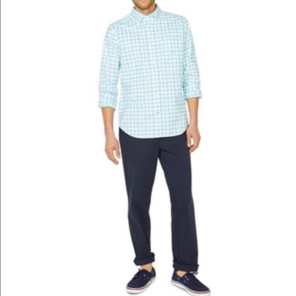 Men’s Nautica Plaid Button Down Shirt - Picture 2 of 8